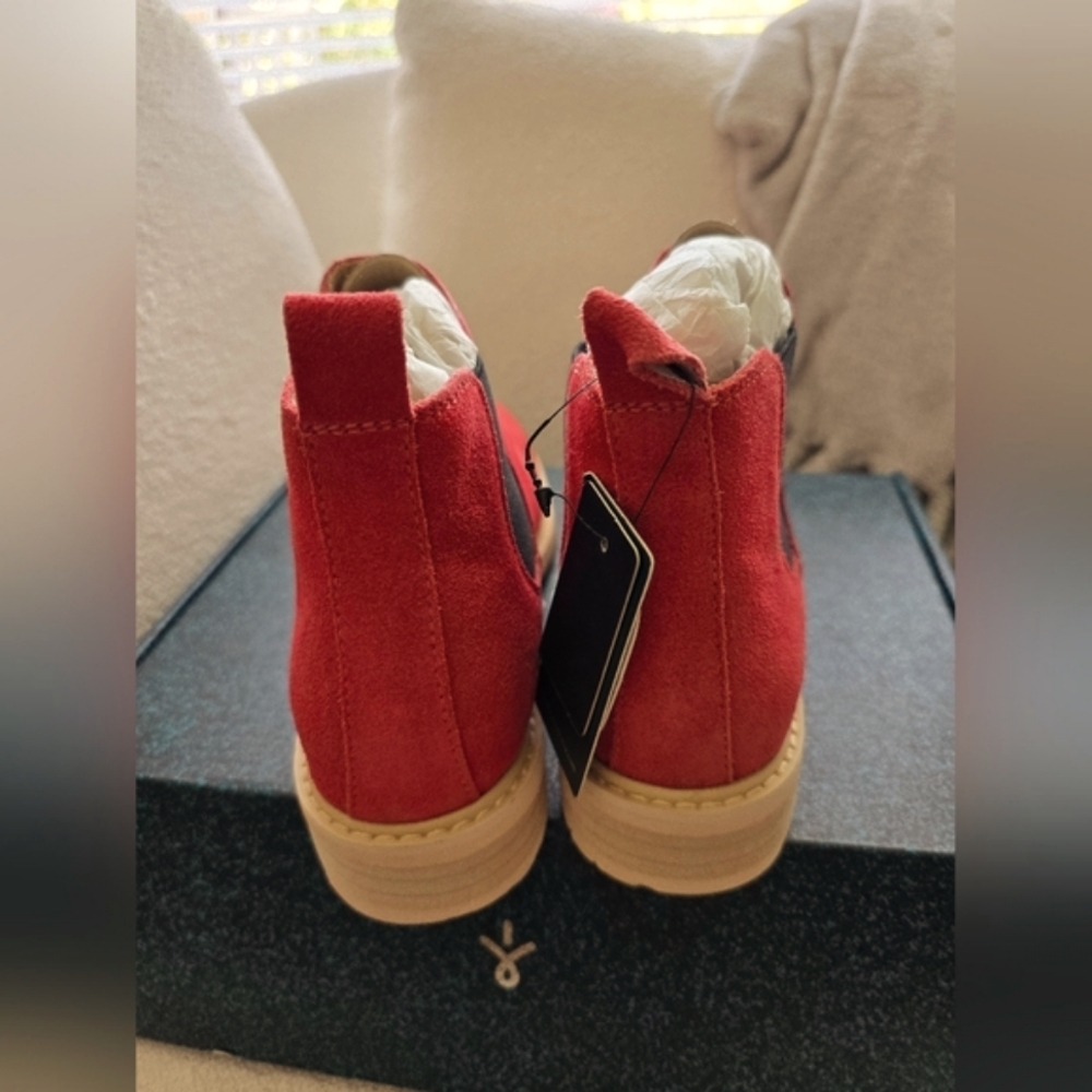 Nib Emu Australia Pinaroo Bootie, Size 7 - image 5